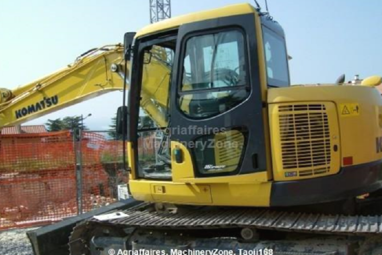 Komatsu PC 138 US Excavatör